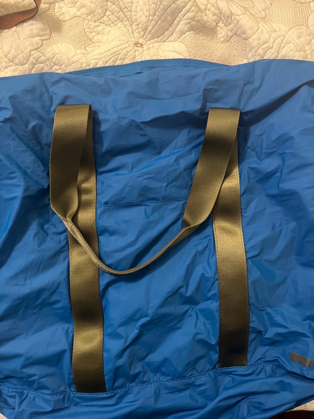 Away Travel Tote
